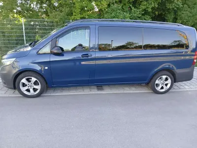 Gebraucht Mercedes Vito 163 PS (119 kW) 2015 Blau Van
