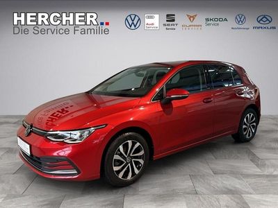 Gebraucht VW Golf VIII Active 110 PS (80 kW) 2022 Rot Limousine