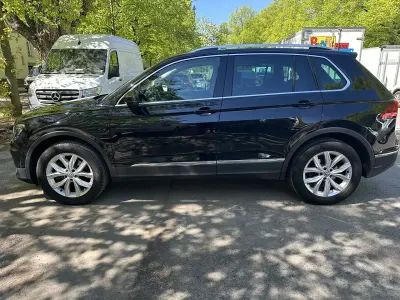 Gebraucht VW Tiguan Highline 190 PS (139 kW) 2019 Schwarz SUV