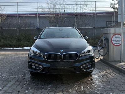 Schwarz Gebraucht 2017 BMW 225 Active Tourer Luxury Line Van / Kleinbus | 11.700 € (Superpreis)