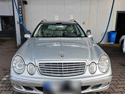 Second-hand Mercedes 320 204 CP (150 kW) 2004 Negru Break