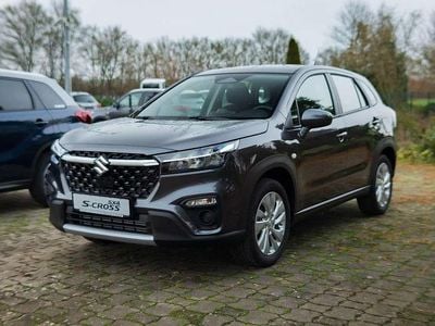 Titan dark gray pearl metallic Gebraucht 2025 Suzuki SX4 S-Cross SUV | 20.999 € (Superpreis)