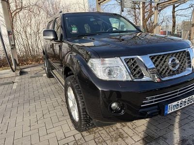 Gebraucht Nissan Pathfinder 231 PS (169 kW) 2015 Schwarz SUV