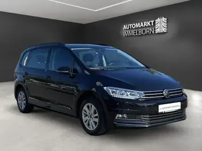 Gebraucht VW Touran Comfortline 150 PS (110 kW) 2023 Schwarz Van / Kleinbus
