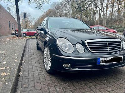 Gebraucht Mercedes E320 Avantgarde 224 PS (164 kW) 2006 Grau Kombi