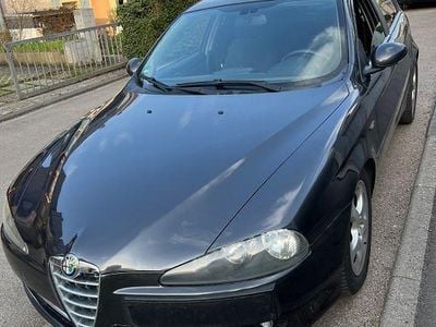 Gebraucht Alfa Romeo 147 120 PS (88 kW) 2007 Schwarz Kleinwagen
