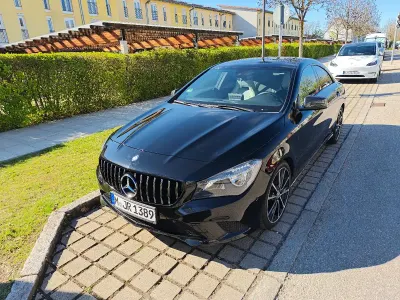 Brugt Mercedes CLA200 156 HK (114 kW) 2016 Sort Sedan