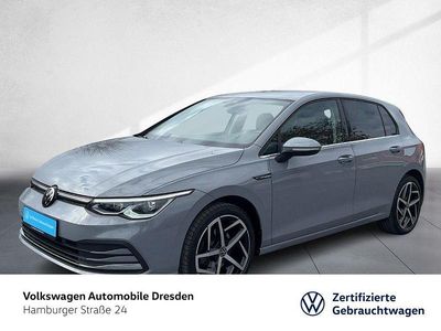 Gebraucht VW Golf VIII Style 131 PS (96 kW) 2022 Mondsteingrau Limousine