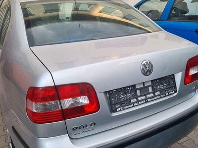 Brugt VW Polo Basis 75 HK (55 kW) 2004 Grå Hatchback