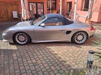 Second-hand Porsche Boxster 203 CP (149 kW) 1998 Argintiu Cabrio