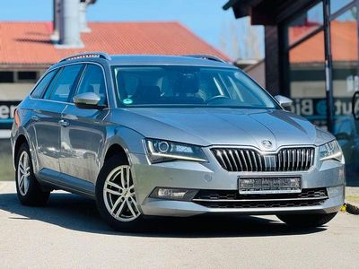 Gebraucht Skoda Superb Style 150 PS (110 kW) 2017 Grau Kombi