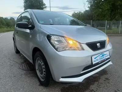 Używany Seat Mii Reference 60 KM (44 kW) 2015 Srebrny Hatchback