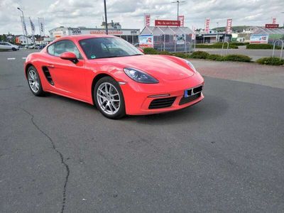 Porsche 718 Cayman