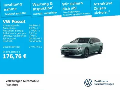 Gebraucht VW Passat Elegance 150 PS (110 kW) 2025 U7 maripositgrün metallic Kombi