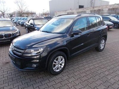 Gebraucht VW Tiguan Trendline 122 PS (89 kW) 2013 Schwarz SUV