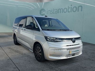 Gebraucht VW Multivan Life 150 PS (110 kW) 2023 Silber Van / Kleinbus