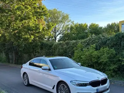 Gebraucht BMW 530e Comfort Edition 252 PS (185 kW) 2019 Weiß Limousine
