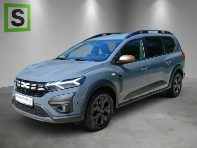 Gebraucht Dacia Jogger Extreme 141 PS (103 kW) 2025 Grau Van / Kleinbus