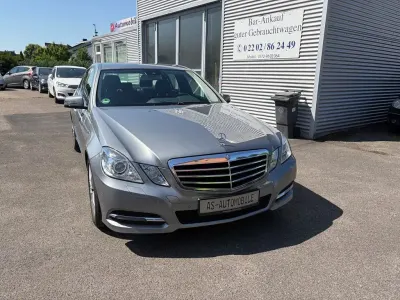 Gebraucht Mercedes E200 184 PS (135 kW) 2013 Silber Limousine