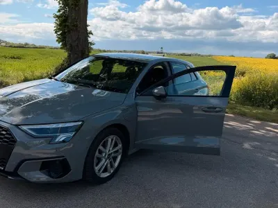 Gebraucht Audi A3 Design 208 PS (152 kW) 2023 Andere farben Limousine