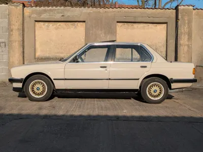 Gebraucht BMW 318 102 PS (75 kW) 1985 Beige Limousine
