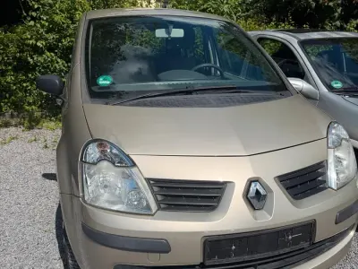 Gebraucht Renault Modus 75 PS (55 kW) 2007 Gold Van / Kleinbus
