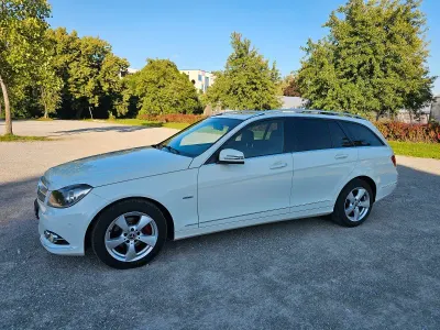 Gebraucht Mercedes C200 136 PS (100 kW) 2011 Weiß Kombi