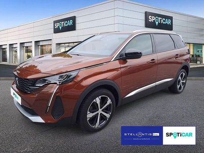 Braun Gebraucht 2023 Peugeot 5008 Allure Van / Kleinbus | 23.960 € (Superpreis)