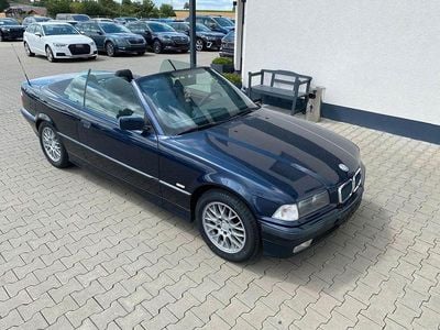 Gebraucht BMW 318 Cabriolet Sport Line 116 PS (85 kW) 1999 Blau Cabrio