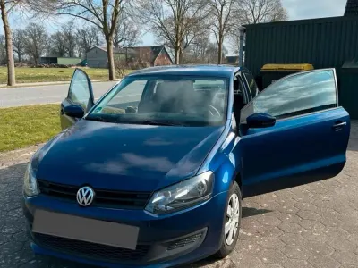 Second-hand VW Polo 60 CP (44 kW) 2011 Albastru Hatchback