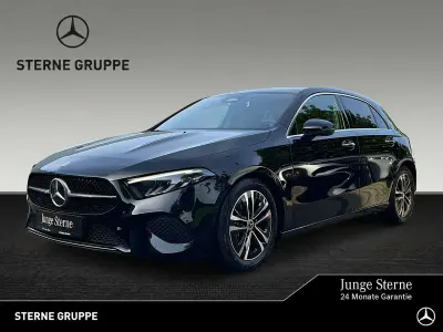 Gebraucht Mercedes A200 Progressive 163 PS (119 kW) 2025 lack kosmosschwarz Limousine