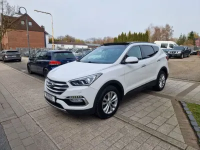Gebraucht Hyundai Santa Fe Style 260 PS (191 kW) 2016 Creamy white / sol SUV