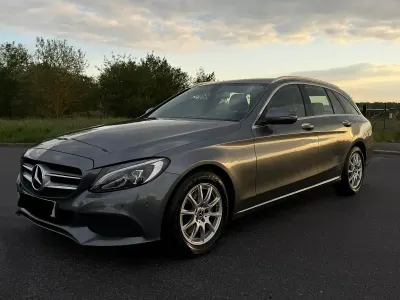 Gebraucht Mercedes C220 170 PS (125 kW) 2018 Grau Kombi