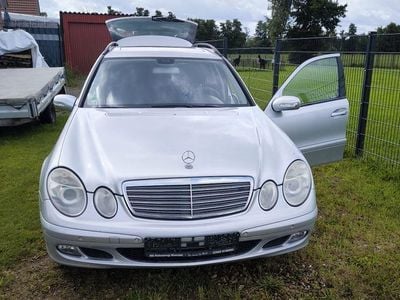 Mercedes E220
