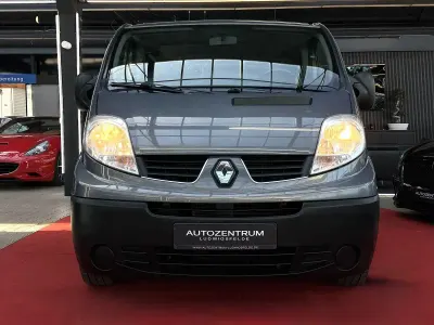 Gebraucht Renault Trafic 114 PS (83 kW) 2011 Grau Van / Kleinbus