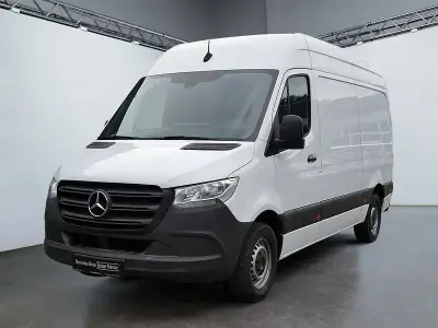 Gebraucht Mercedes Sprinter 150 PS (110 kW) 2022 Arktikweiß Van
