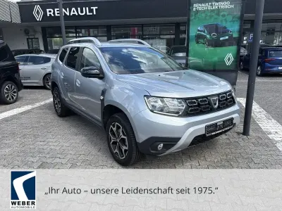Gebraucht Dacia Duster Celebration 150 PS (110 kW) 2021 Silber SUV