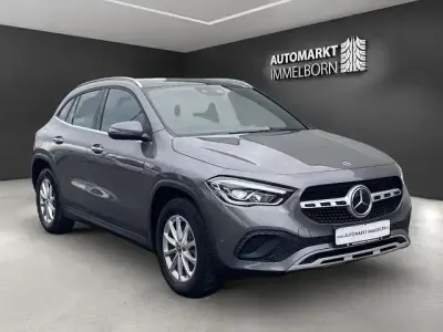 Gebraucht Mercedes GLA250 160 PS (117 kW) 2021 Grau SUV