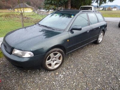 Grün Gebraucht 1998 Audi A4 Kombi | 600 € (Superpreis)