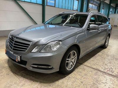 Mercedes E220