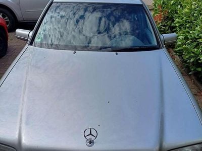 Mercedes C180