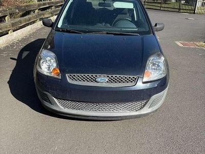 Gebraucht Ford Fiesta Ambiente 60 PS (44 kW) 2006 Kleinwagen