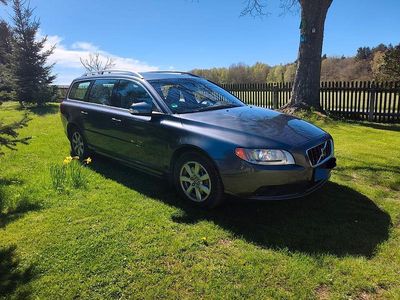 Second-hand Volvo V70 Summum 185 CP (136 kW) 2008 Gri Break