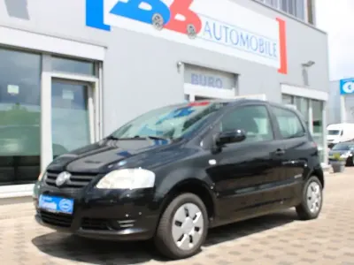 Gebraucht VW Fox Refresh 54 PS (39 kW) 2009 Schwarz Kleinwagen