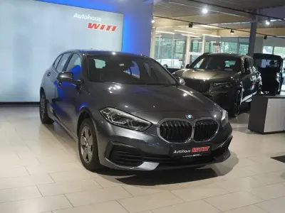 Gebraucht BMW 118 Advantage 136 PS (100 kW) 2021 Grau Limousine