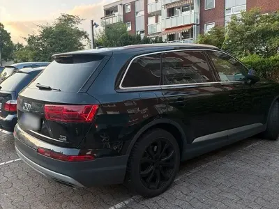 Gebraucht Audi Q7 272 PS (200 kW) 2015 Schwarz SUV