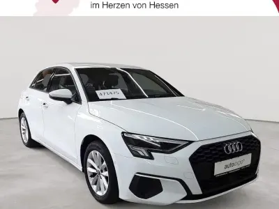 Gebraucht Audi A3 110 PS (80 kW) 2023 Weiß Limousine