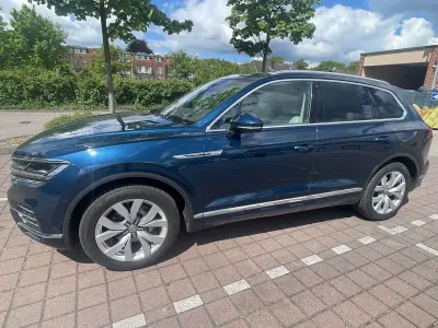 Gebraucht VW Touareg Elegance 286 PS (210 kW) 2018 Blau SUV