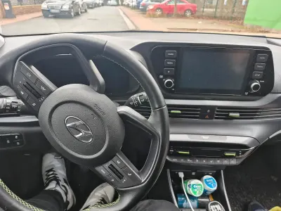 Gebraucht Hyundai i20 Sport 102 PS (75 kW) 2021 Weiß Kleinwagen