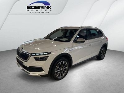 Weiß Gebraucht 2023 Skoda Kamiq ScoutLine SUV | 22.390 € (Fairer Preis)